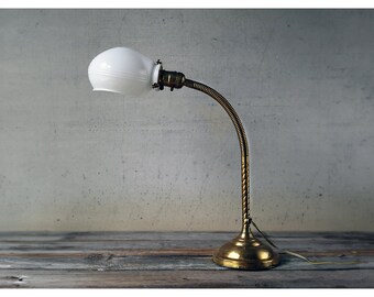 Antique Faries Manufacturing Co. Brass Lamp