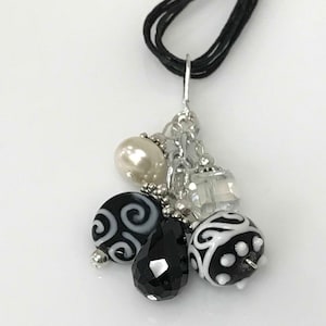Black/White Manmade Pendant Cluster With Onyx, Iridescent, Pearl
