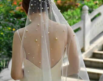 Women Bride Bridal wedding Ivory White Hair Head Pearl Crystal Simple Hip Length Veil hair accessory with Comb