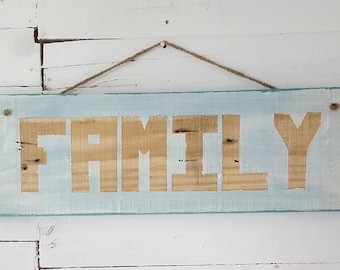 Wooden Family sign, pallet wood sign, home decor, wooden sign, family plaque, wooden plaque, rustic sign