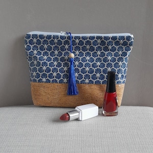 pochette/trousse maquillage en liège/idée cadeau femme/coton enduit imprimé bleu marine/blanc/or/liège pailleté