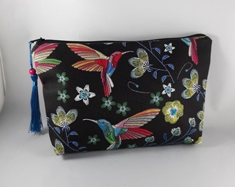 pochette femme/trousse de toilette/trousse maquillage/fourretout/cadeau femme/similicuir colibris/noir/bleu/rose/vert/rouge/doublure coton