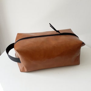 trousse rectangle homme/femme/trousse de toilette/trousse de voyage/similicuir vieilli/marron camel/noir/cadeau homme