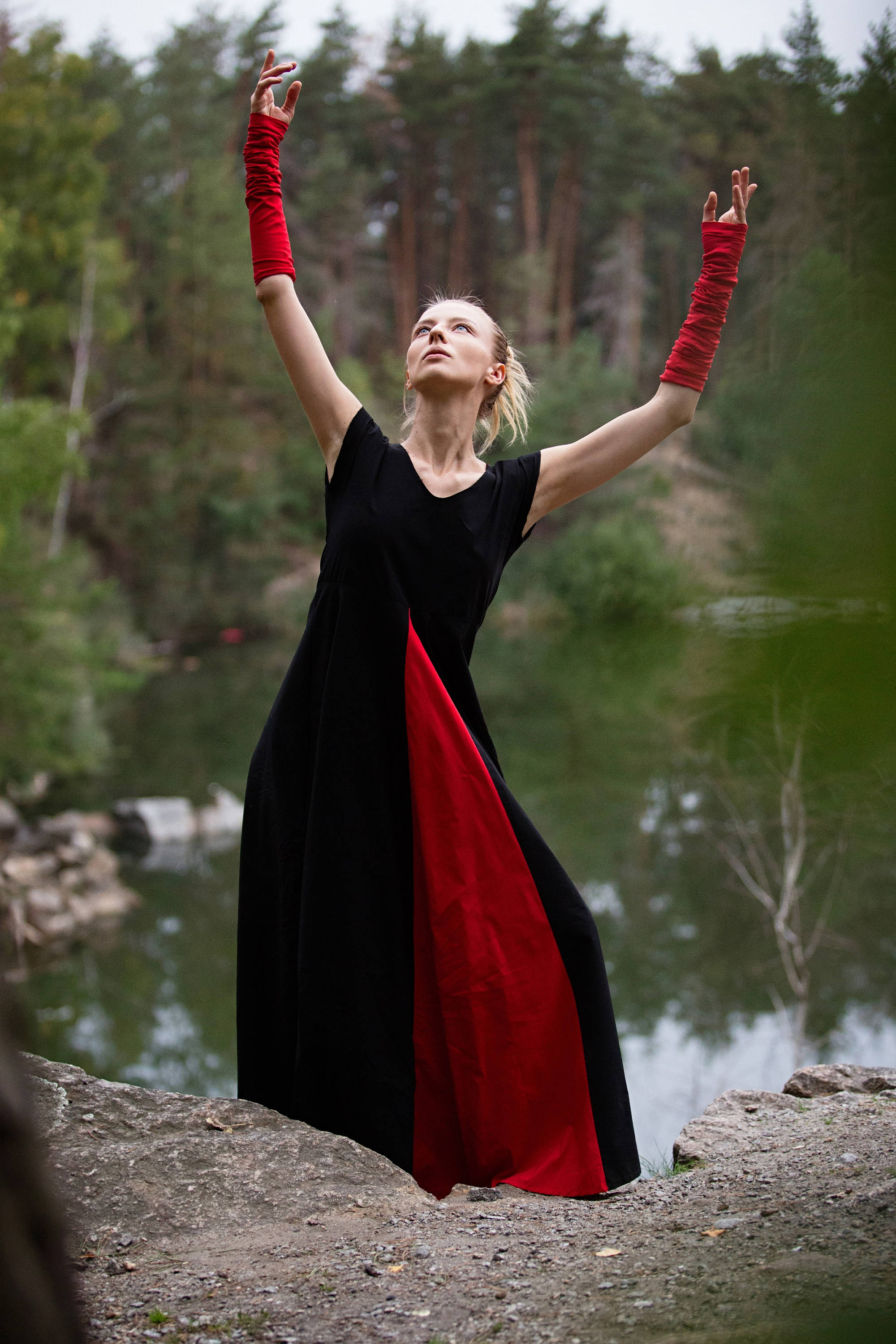 Black Maxi Dress With Red Gusset & Mittens
