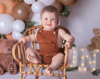 Brown Cake Smash Outfit for Baby Boy, Gender Neutral Bib Shorts, First Birthday or 1st Photoshoot Dungarees, Unisex Toddler Corduroy Pants