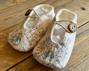 Peter Rabbit Baby shoes - Several Sizes