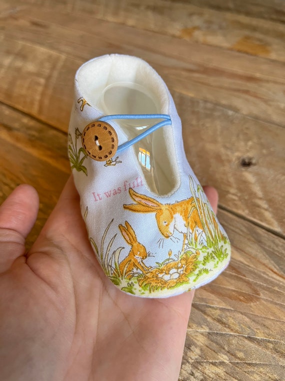 Guess baby shoes hot sale