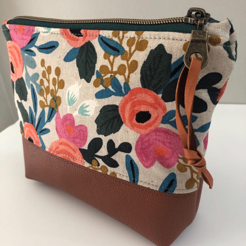 MadebyGraceStudio Zipper Pouch - Thumbnail 2