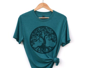 arbre de vie | silhouette d'arbre| t-shirt de yoga | chemises nature | chemises envie de voyager | t-shirts | chemise arbre | t-shirt arbre | plus de vêtements de taille disponibles.