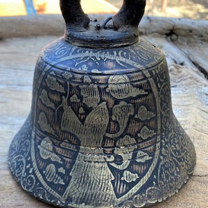 Vintage bronze bell
