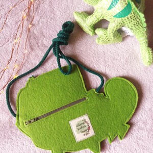 Pascal Tangled Purse Disney, Disney Princess Rapunzel Bag, Pascal ...