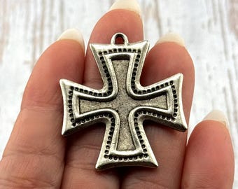 Large Cross Boho Charm,Antiqued Pewter Pendant,DIY Jewelry Making Supplies,Wholesale Jewelry Pendants,Old Silver Findings,Catholic,PT634