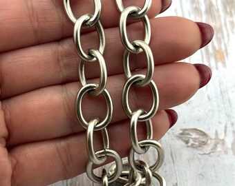 Oversized Chunky Smooth Oval Cable Chain, Antiqued Pewter Findings, DIY Jewelry Making Supplies,Thick Chain by the Foot,Silver Chain,P002-CH