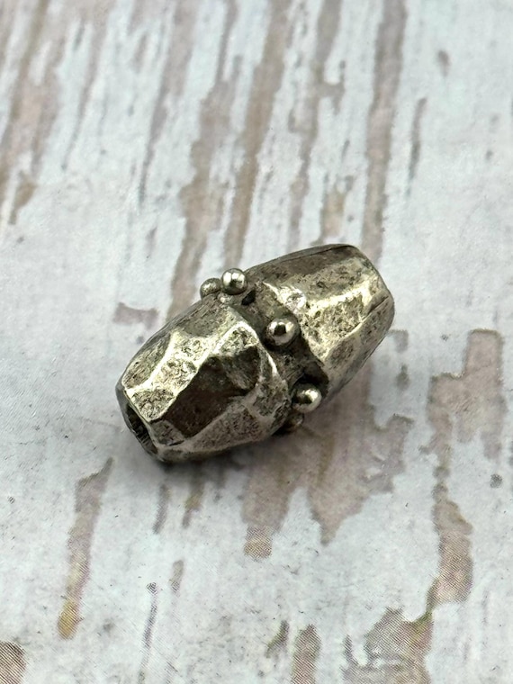 Large Artisan Oval Dotted Barrel Spacer Beads, Antiqued Pewter Boho Findings, Hammered Metal Beads,Rustic Organic Components,Silver,PT500