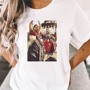 Shah Rukh Khan Bollywood T Shirt, Hindi Cinema, B Town, Bollywood Vintage, Gift Tshirt, Chaiya Chaiya, Malaika Aarora, SRK, Hindi, Bombay