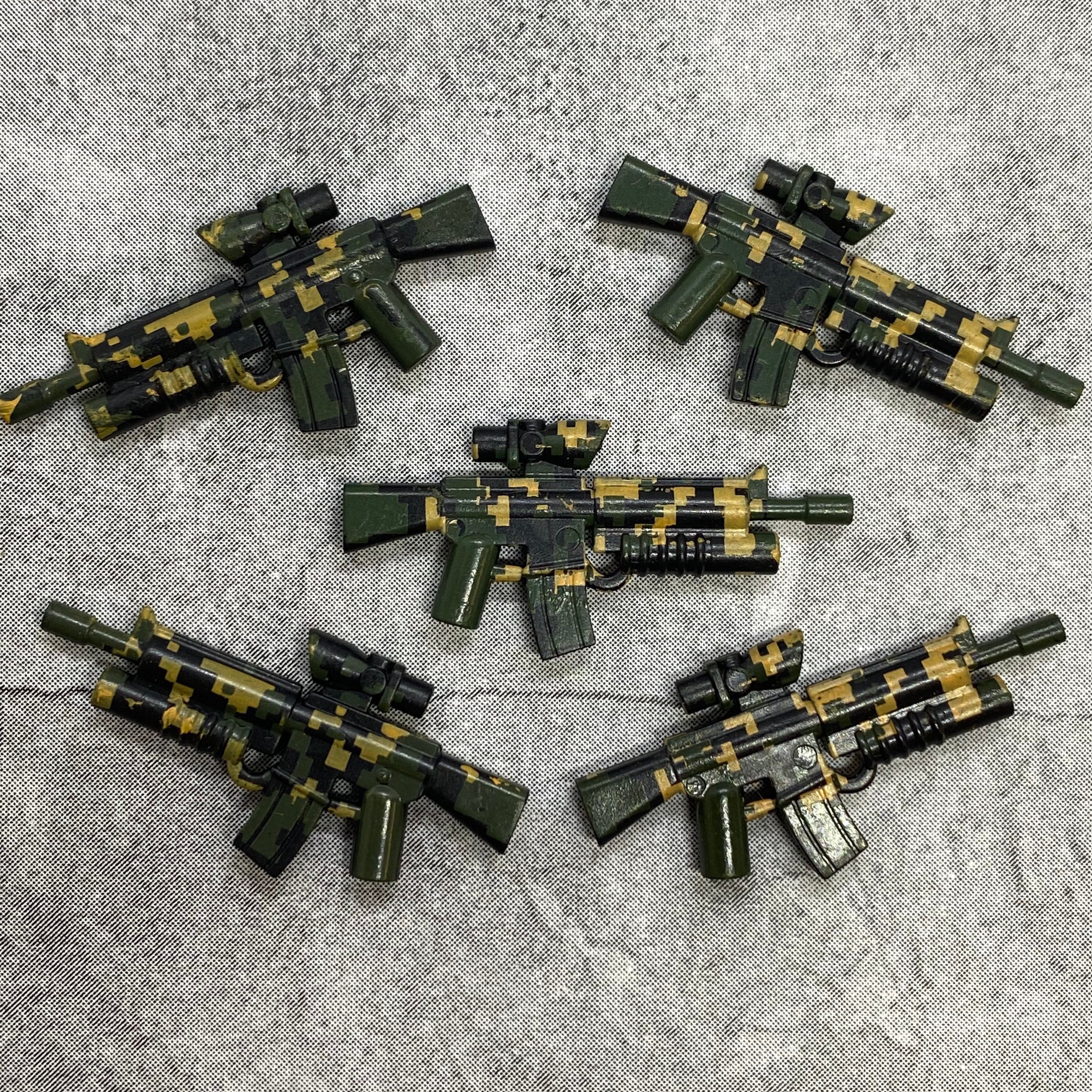 レゴ ミニフィギュア用カスタム ガン M4 5 個パック M203 ライフル迷彩