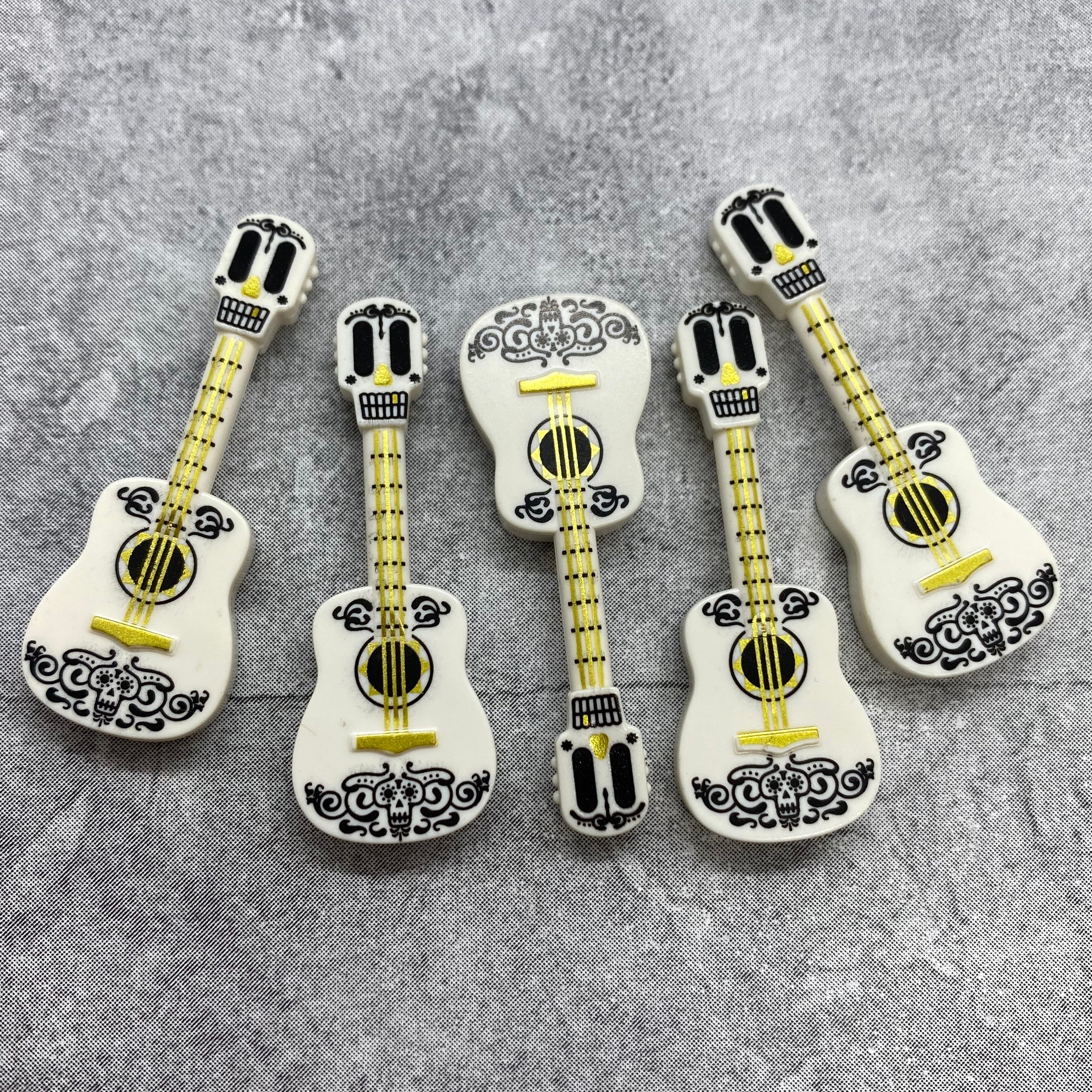 Coco guitar - Etsy España Coco guitar - Etsy España