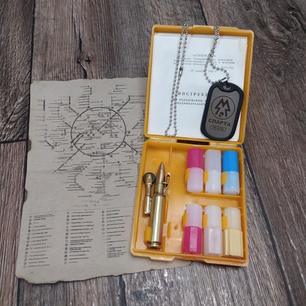 Kit de harceleur Metro 2033 stalker Trousse de premiers soins, carte symbolique Briquet à essence Merto SPARTA Post-apocalyptique