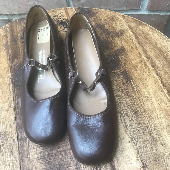 Tempos - Mary Jane - Brown Mary Jane Shoes - Vinta