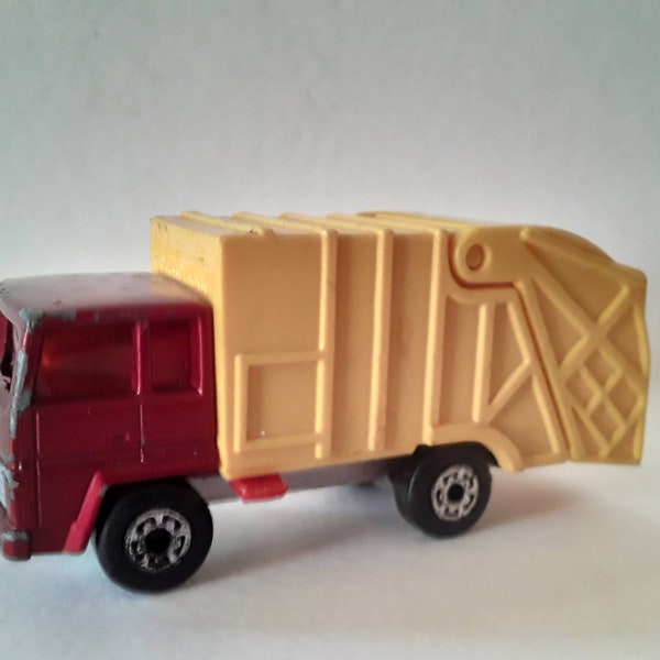 Matchbox No 36 Superfast Refuse Truck