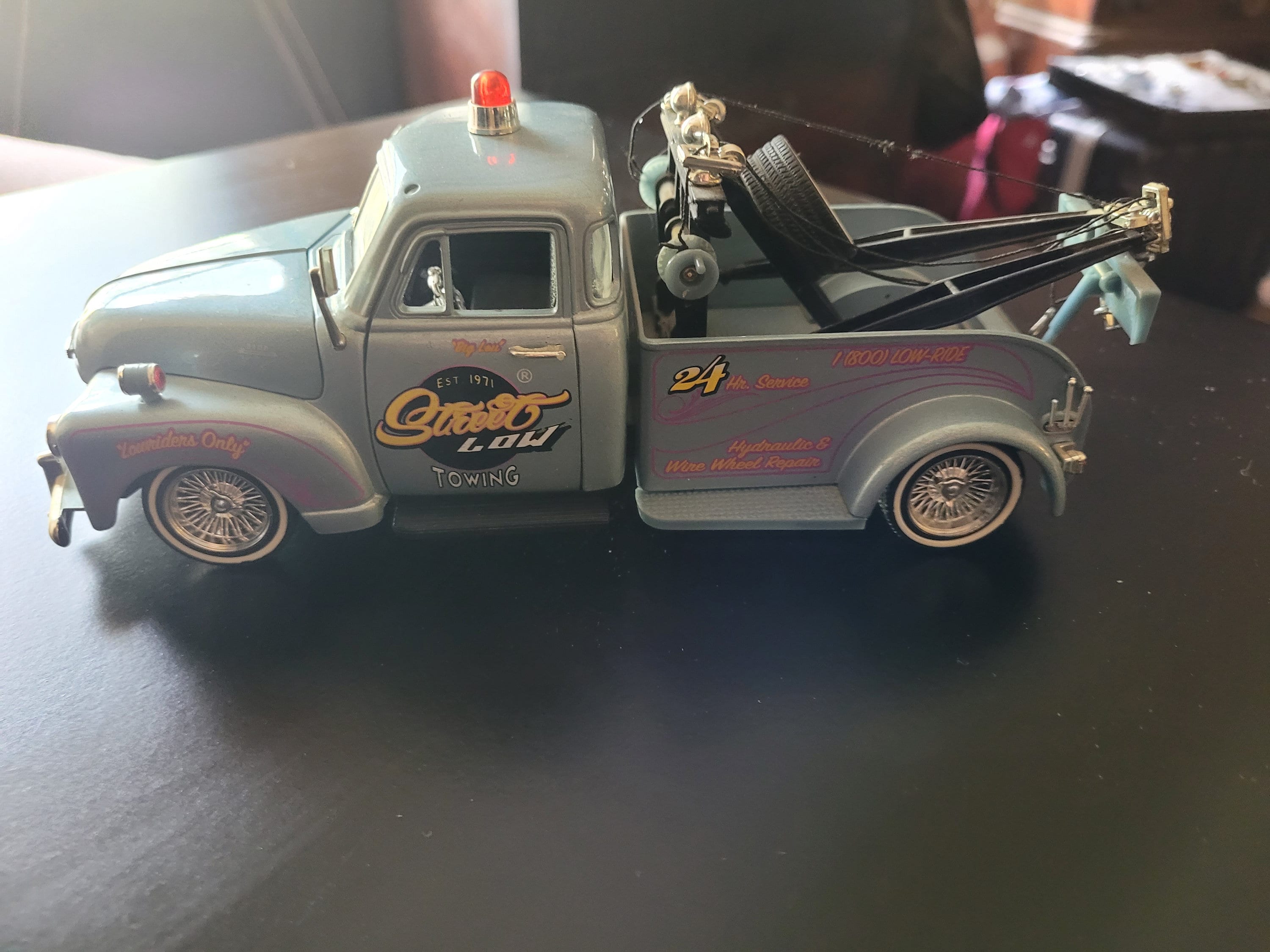 Jada toys tow truck hotsell