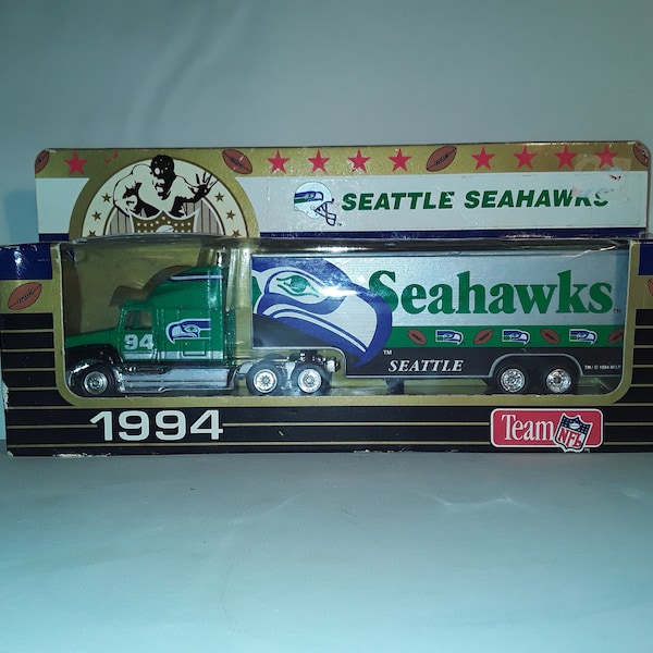 1994 Matchbox Limited Edition  NFL Diecast  Transporter  Replica