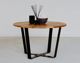 Table basse, meubles en bois, table ronde, pieds de table en métal, matériau en bois d'acier, meubles modernes, intérieur de salon, petite table