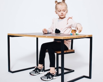 Juego de mesa y sillas infantiles de roble hechas a mano, mesa de pizarra