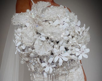 Glamour bouquet , pearl beaded bouquet. Ivory bouquet , brooch bouquet iridescent flower bridal bouquet. Teardrop cascading.