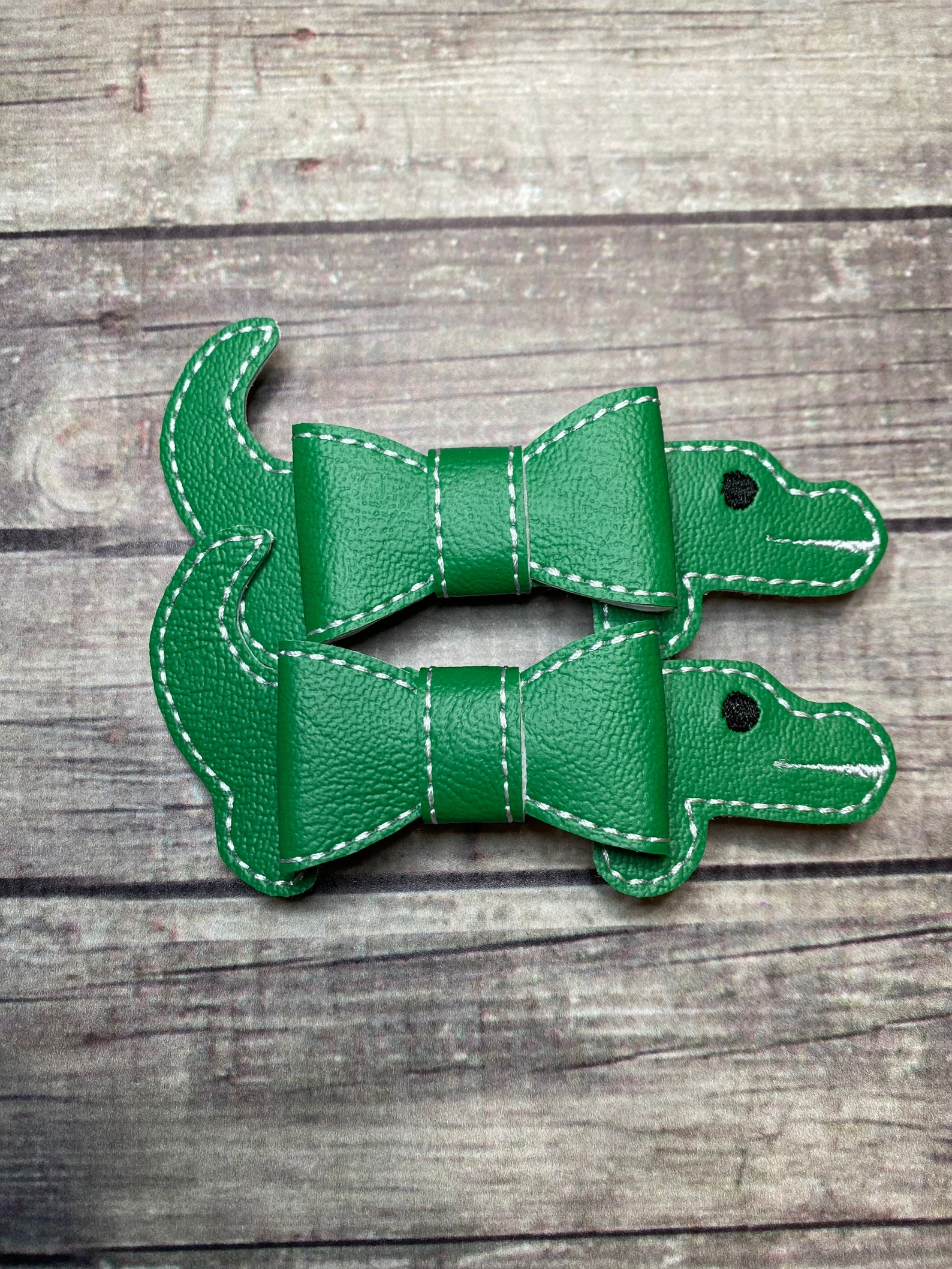 Alligator hair bows Etsy