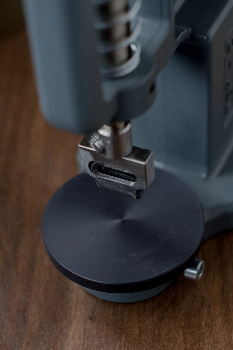 Oval Hole Punch with Handle TEP2 Press Machine Nozzle Oval Hole Die Cut Leathercraft Hole Punch Tool Leather Belt Oval Cutter