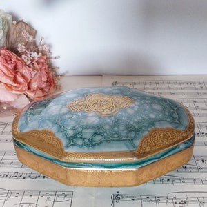 Ancienne old box FRANCE Bonbonnières Boite en porcelaine de Limoges décor ART DECO.