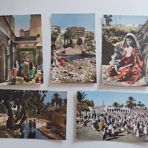 lot 5 Cartes postales Scènes et types "casbah, oasis, marché indigène, guelaa de baniane ..." anciennes 1930 / 1940
