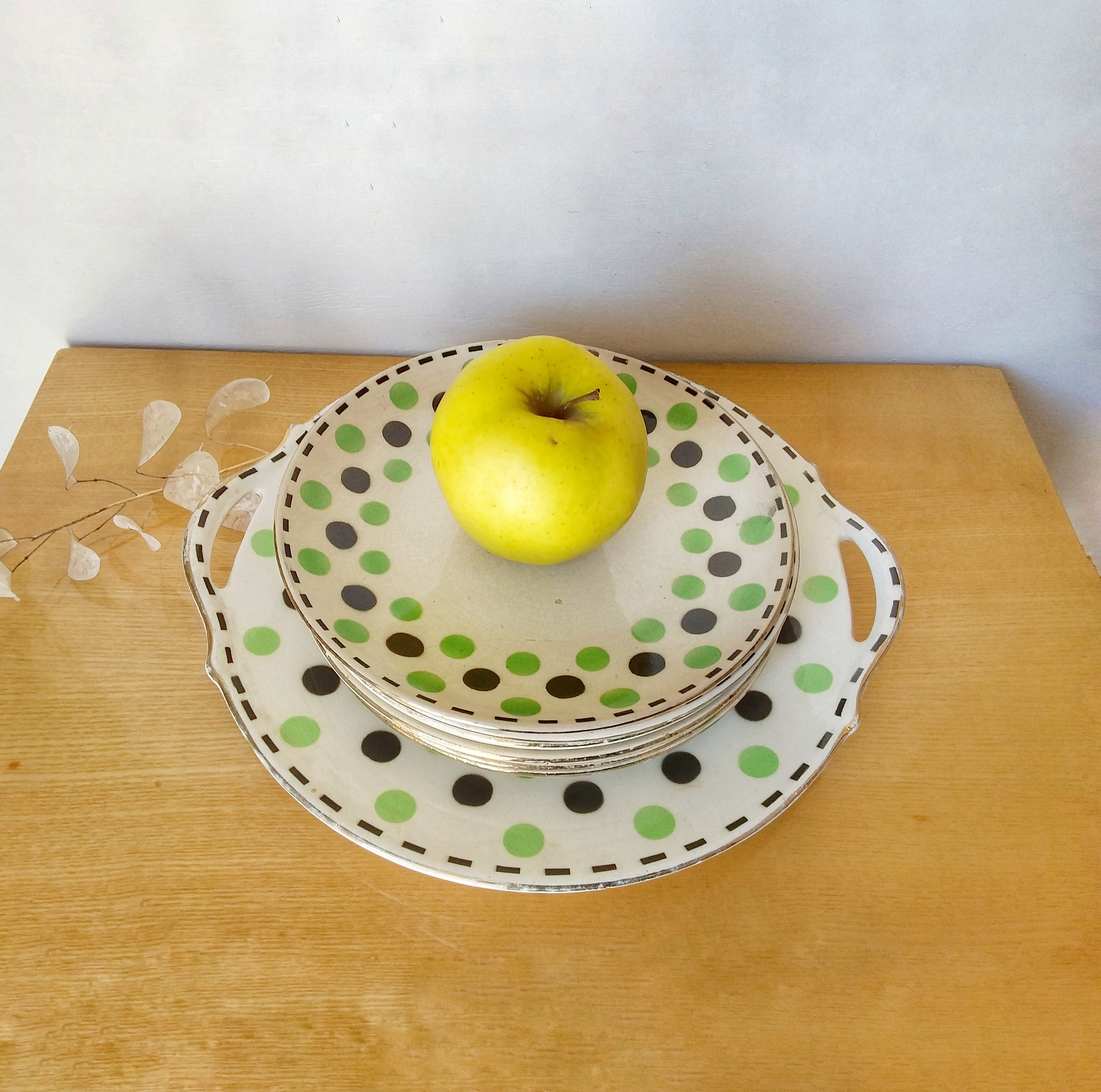 Rare Lot Ancien Service à Gâteau Petits Pois Vert/Noir. Assiettes . Décor Au Pochoir Digoin Sarregue