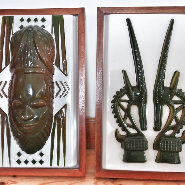 2 Lampes Murales Appliques anciennes 1950 . Masque afrique Africain Bois et celluloid