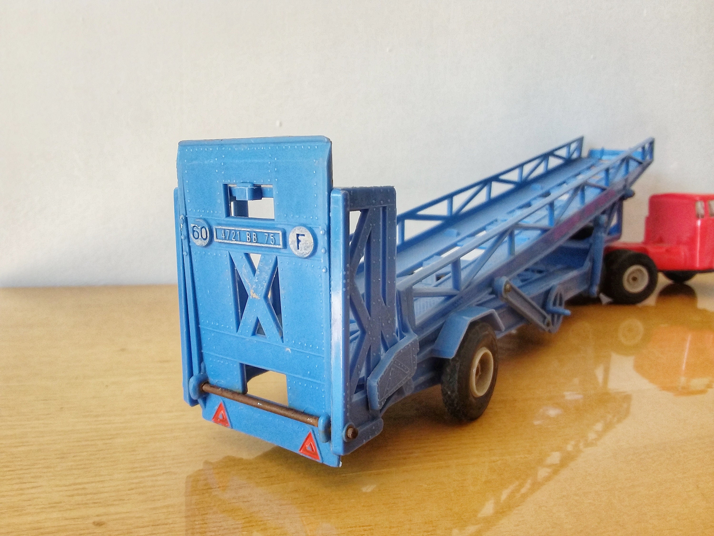 ANCIEN NOREV 1:43 Tracteur Berliet TBO 15 Et Remorque Rhodialite Type 9