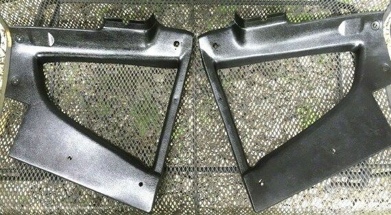 Free Shipping 1977 Datsun 280z Fairlady Set Of 2 Black Interior Quarter Window Plastic Covers 1st Owner In Excellent Condition