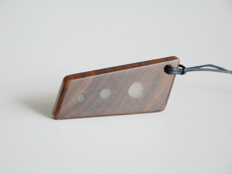 Walnut /& Resin Pendant Necklace