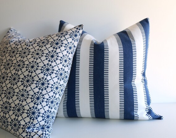Navy White Pillow Cover Set 12x18 Lumbar Pillow More Sizes Etsy