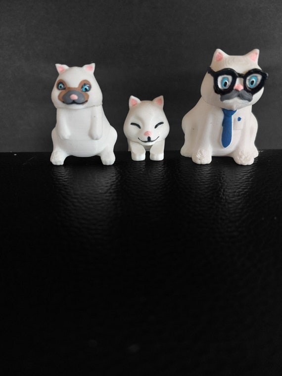 Three cute kittens, Gifts to Cat Lovers, Small Cats Desk Accessories, Birthday Gift, Mother's Day Gift, Cats Decor for Home and Office