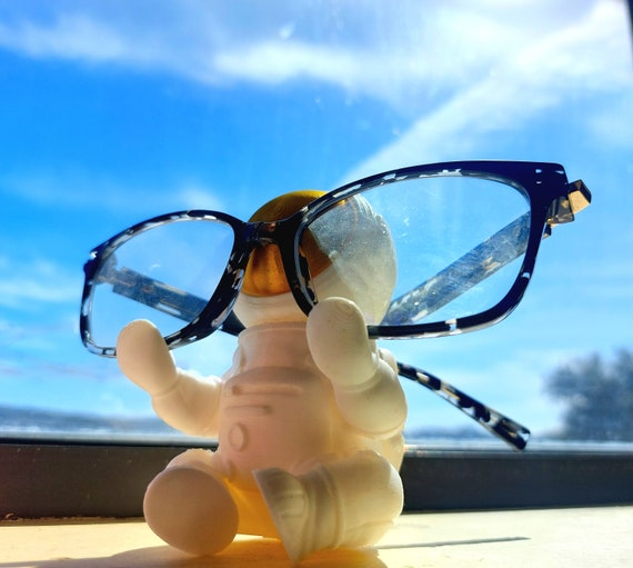 Astronaut Glasses Support, Astronaut Glasses Holder Eyeglasses Display Stand,Glasses Accessories Decorations for Decorative Desk/Home/Office