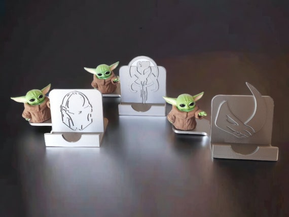 Grogu Star Wars phone stand Gift, The Mandalorian phone holder Birthday Gift, Baby Yoda Office Desk Decor, Easter Star Wars Gift