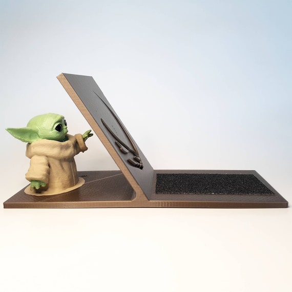 Grogu, Baby Yoda Dvd's Holder, Star Wars Birthday Gift , The Mandalorian Episode 3, Birthday Gift, Grogu DVD's Mount, The Mandalorian holder