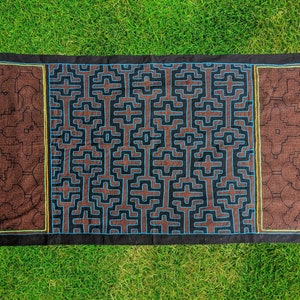 Altar Cloth SHIPIBO SACRED TAPESTRY Xao Kene Kewe ancestral milenial information Authentic embroidery fabric