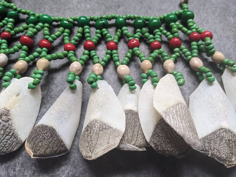 SHIPIBO BIB NECKLACE Unique one of a kind tribal design