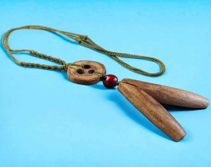 KURIPE  pendant necklace rapé hapé applicator with MACRAME weaved  cord.