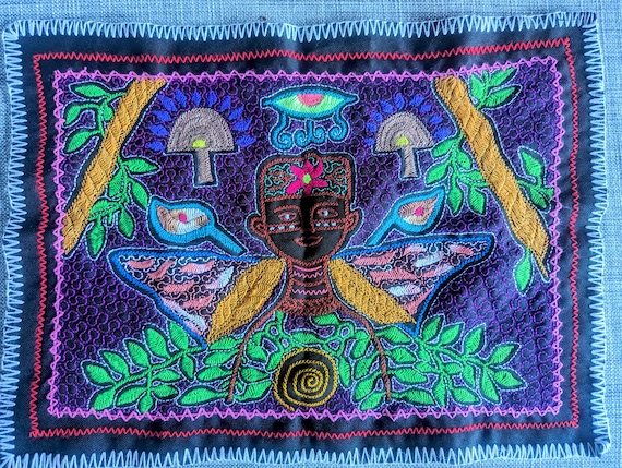 Shipibo Embroidered Tapestry: Amazonian Shaman Altar Cloth (47x35cms)