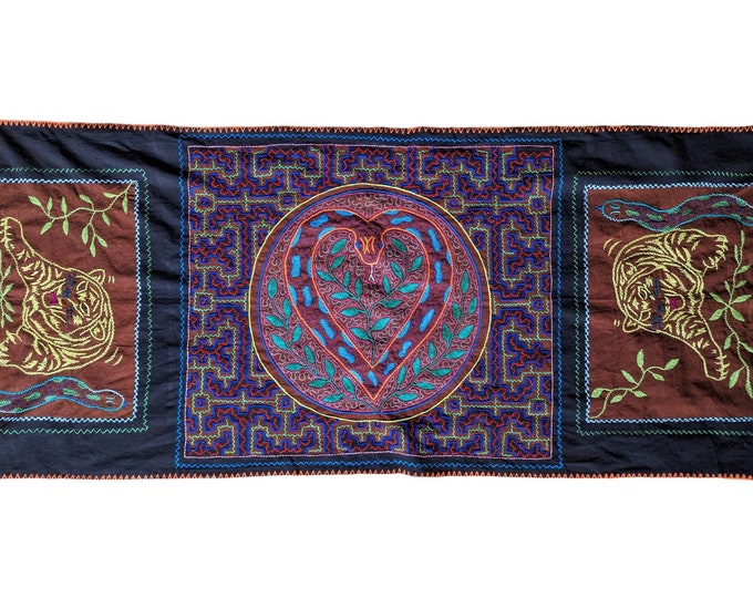 AYAHUASCA SHIPIBO TIGER spirit animal totem large Altar Cloth Xao Kene Kewe ancestral milenial information Authentic tapestry