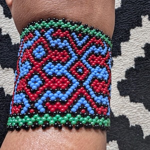 BEADED SHIPIBO  Bracelet Maya Kene ancient tarditional beaded sacred geometry art