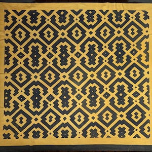 LARGE SHIPIBO WALL Art Handpainted  tapestry ceremonial altar table yellow cloth Xao Kene